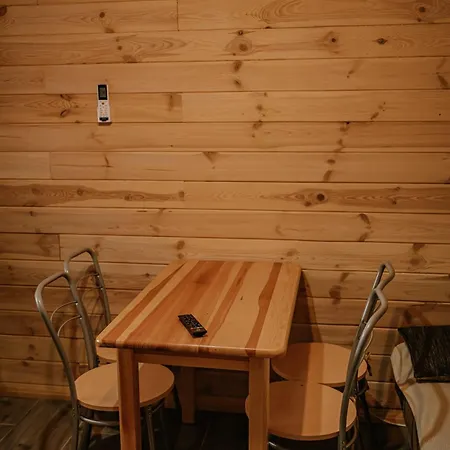 Sosnowy Parter Zator Dom wakacyjny Graboszyce